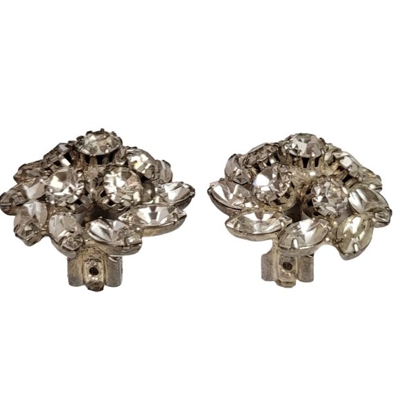 Silver Tone Clear Rhinestone Cluster Prong Set Clip-On Earrings E05 - Picture 3 of 8